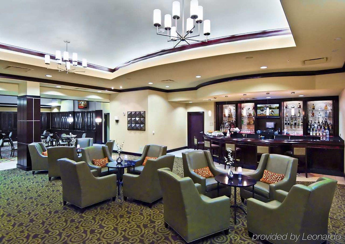 Embassy Suites By Hilton Tampa Brandon Heartland Restaurant foto